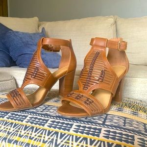 Leather spring heels